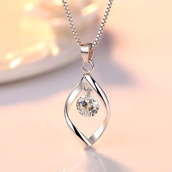 Jewelry - 925 Sterling Silver Diamond Waterdrop Necklace z